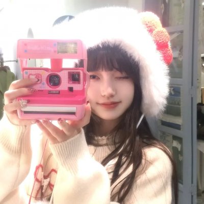 公寓里的两个女人